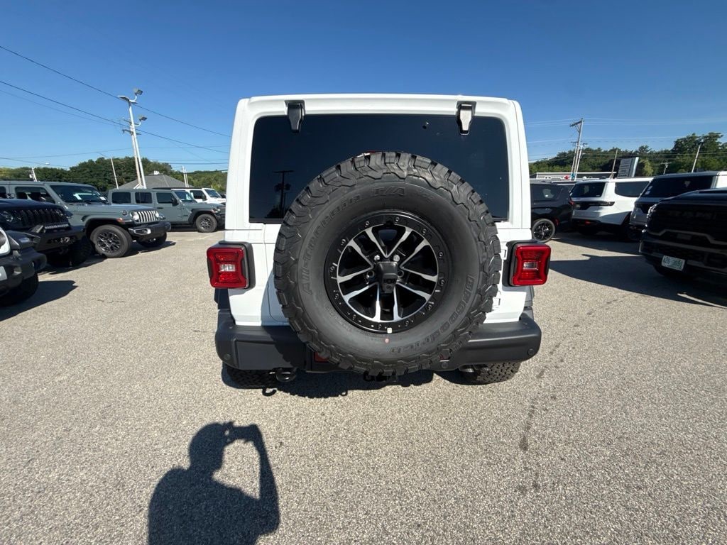 New 2026 Jeep Wrangler 4-DOOR MOAB 392 Sport Utility