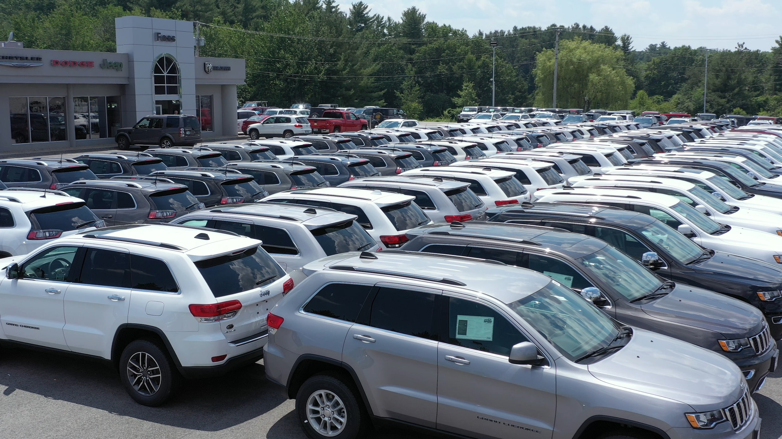 Foss Motors Jeep RAM Chrysler Dodge Dealer Portsmouth, Manchester NH