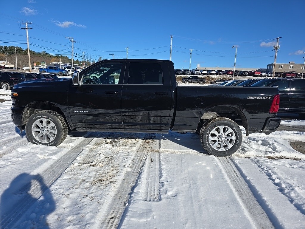 New 2026 Ram 2500 LARAMIE CREW CAB 4X4 6'4 BOX Pickup