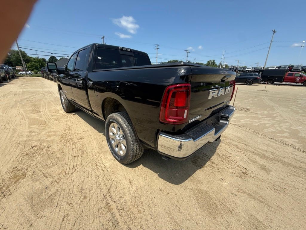 New 2026 Ram 2500 LARAMIE CREW CAB 4X4 6'4 BOX Pickup