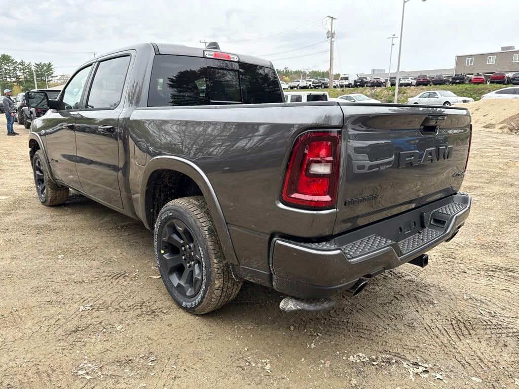 New 2026 Ram 1500 BIG HORN CREW CAB 4X4 5'7 BOX Pickup