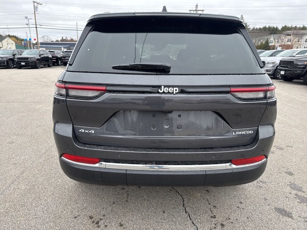 New 2026 Jeep Grand Cherokee LAREDO X 4X4 Sport Utility