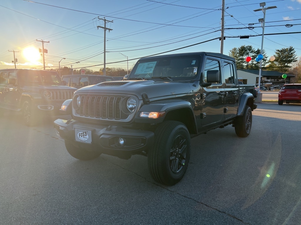New 2026 Jeep Gladiator SPORT S 4X4 Pickup