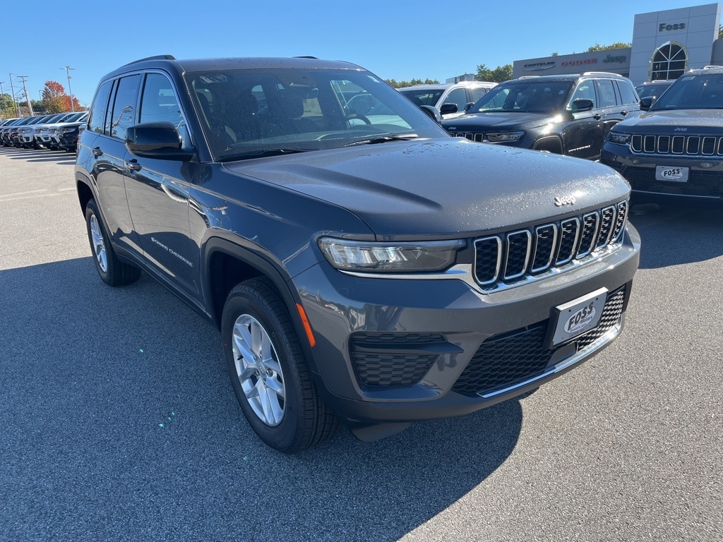 New 2025 Jeep Grand Cherokee LAREDO X 4X4 Sport Utility