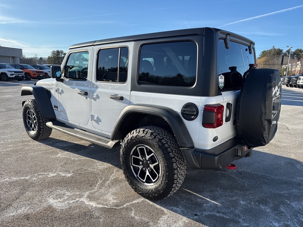 Used 2024 Jeep Wrangler Rubicon SUV