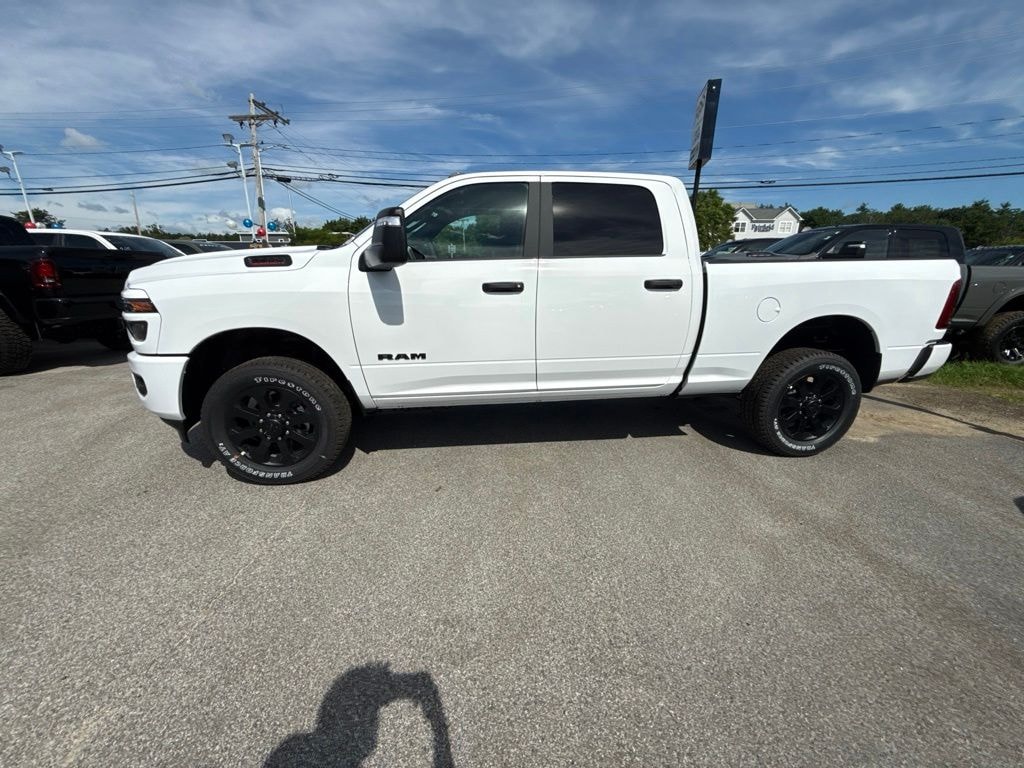 New 2026 Ram 2500 BIG HORN CREW CAB 4X4 6'4 BOX Pickup