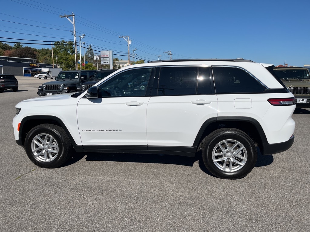 New 2025 Jeep Grand Cherokee LAREDO X 4X4 Sport Utility