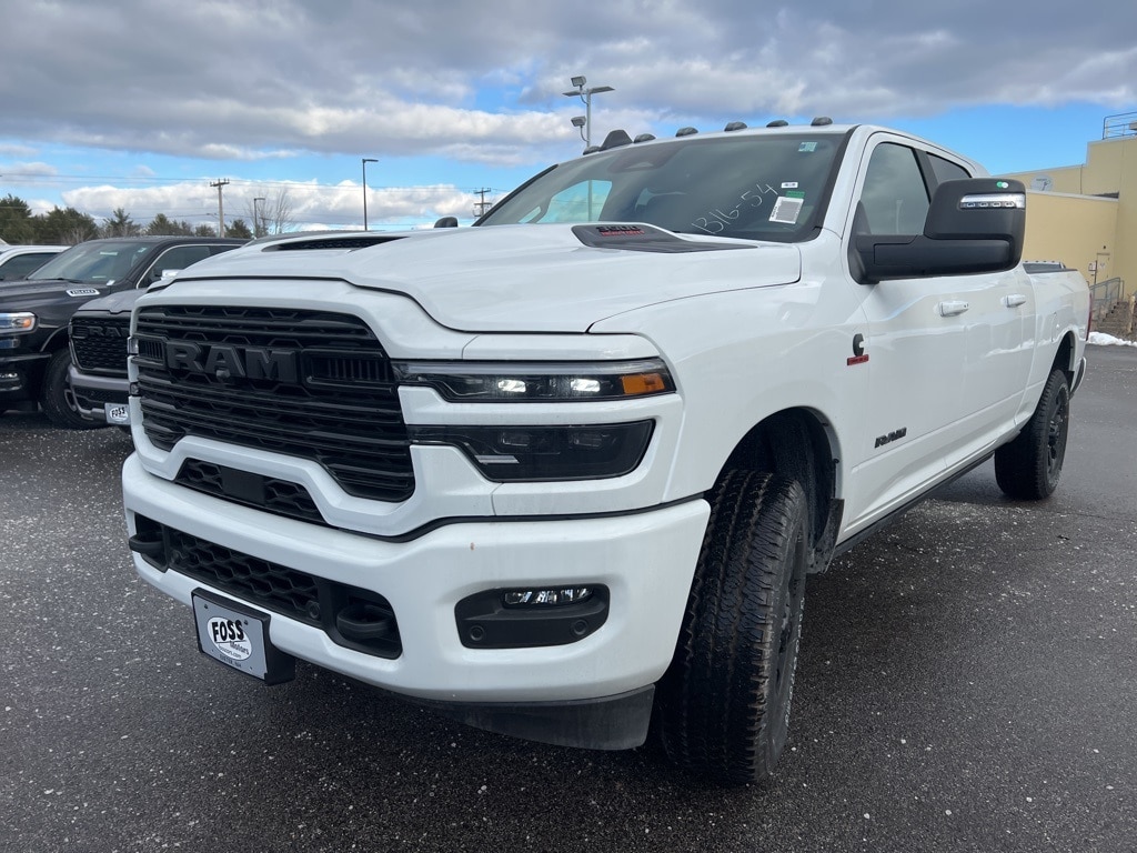 New 2026 Ram 3500 LARAMIE MEGA CAB 4X4 6'4 BOX Pickup