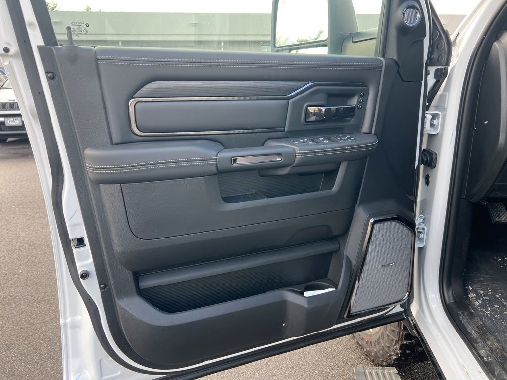 2026 RAM 2500 Rebel - Photo 19