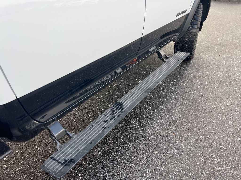 2026 RAM 2500 Rebel - Photo 14