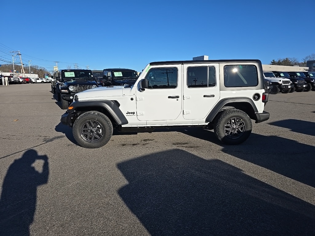 New 2026 Jeep Wrangler 4-DOOR SPORT S Sport Utility