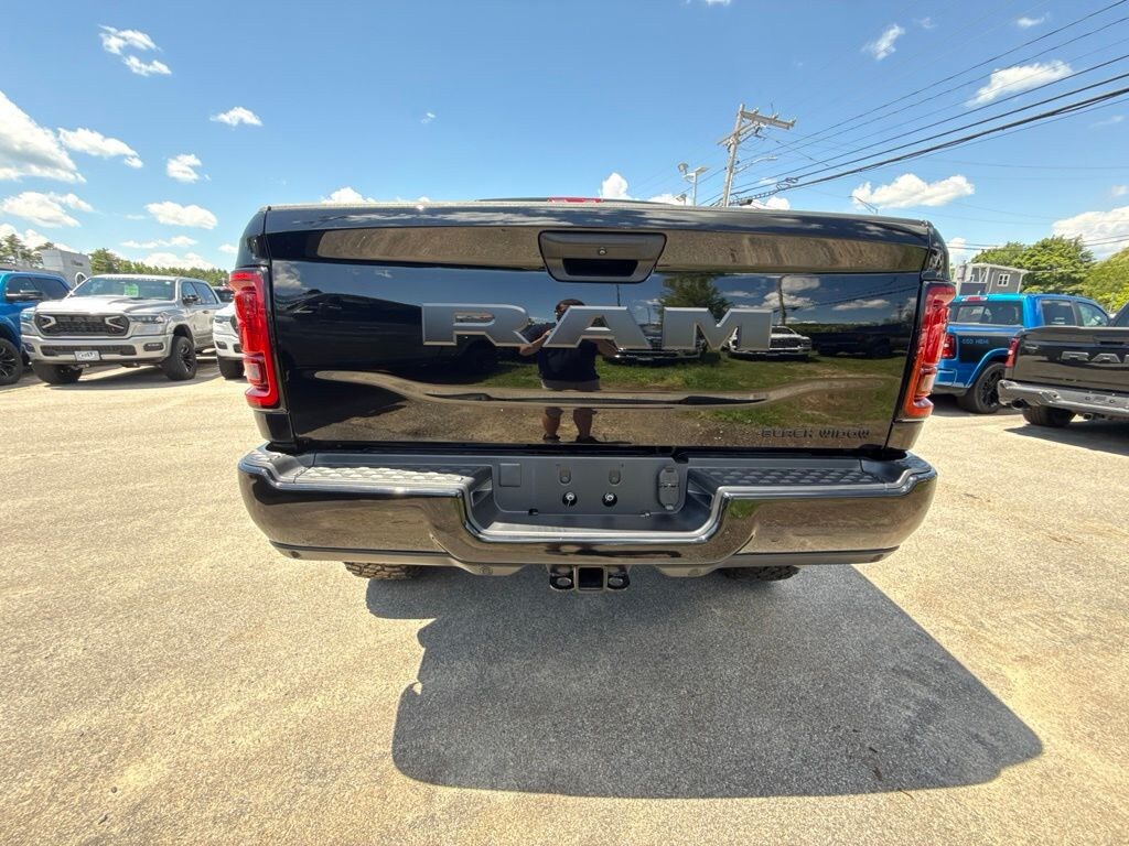 New 2025 Ram 2500 Big Horn Crew Cab 4x4 6'4 Box Pickup