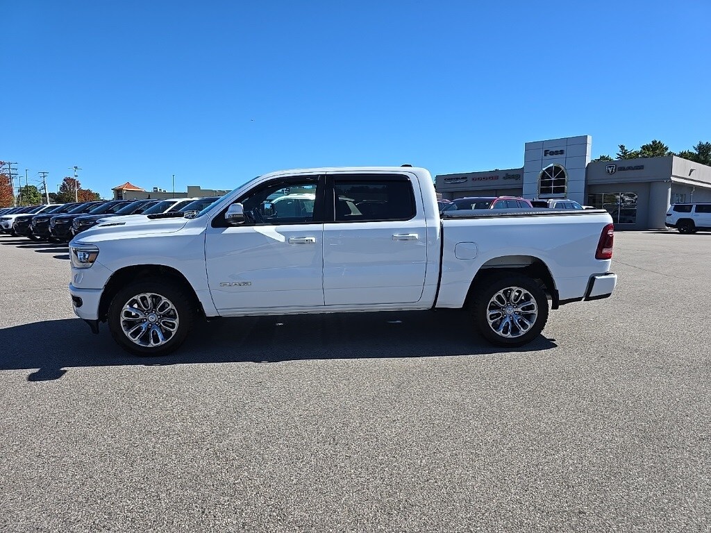 2024 Ram 1500 Laramie photo 4