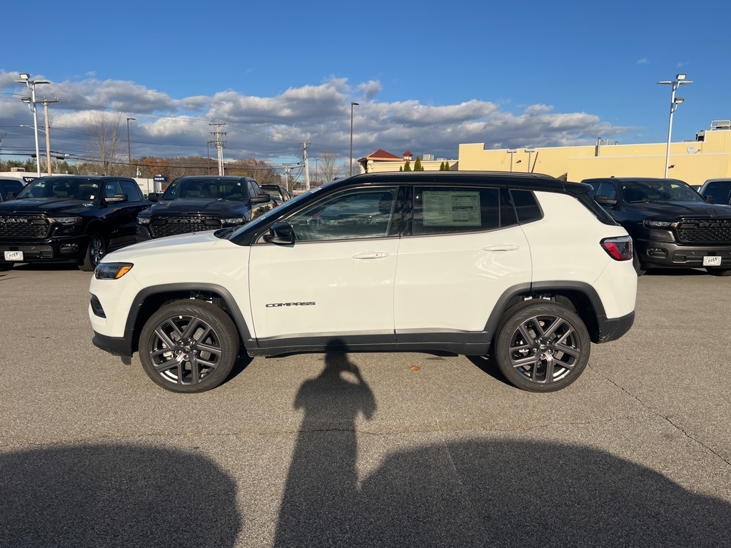 New 2026 Jeep Compass LIMITED ALTITUDE 4X4 Sport Utility