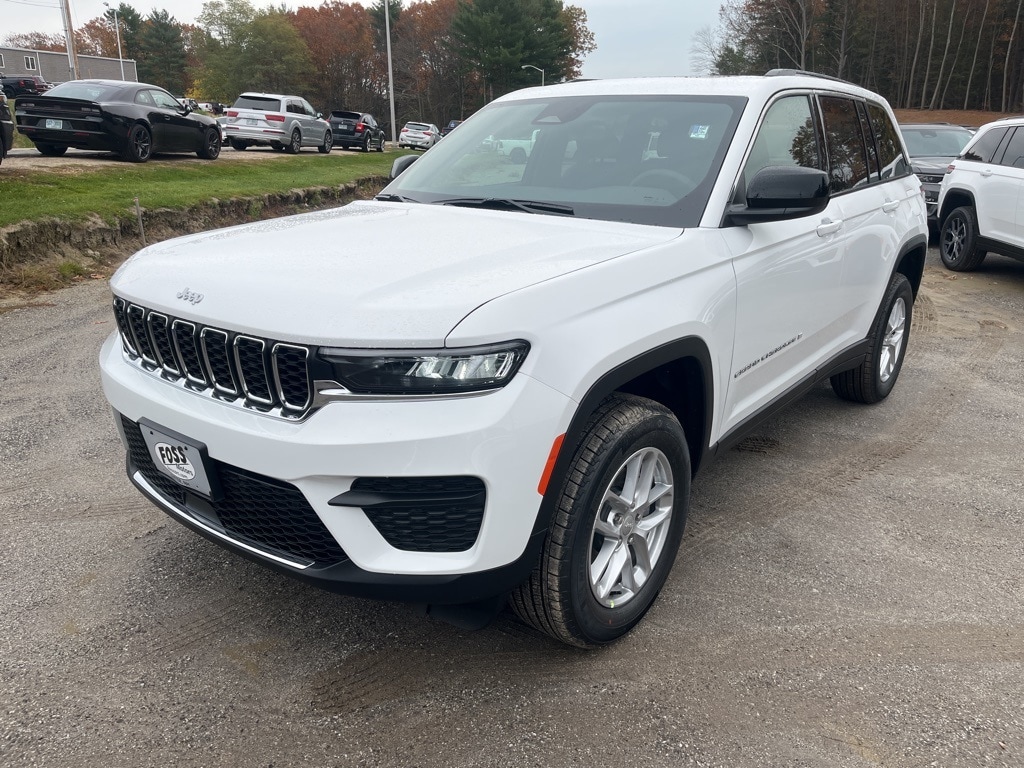 New 2025 Jeep Grand Cherokee LAREDO X 4X4 Sport Utility
