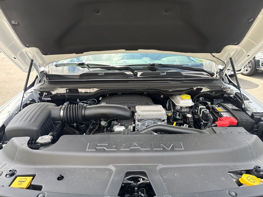 2026 RAM 1500 Laramie - Photo 31