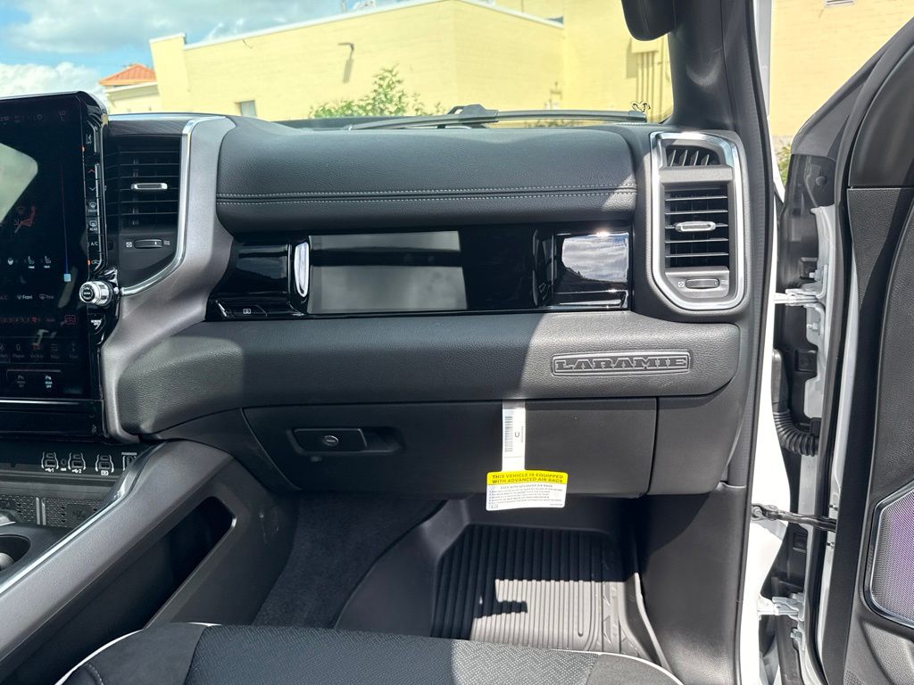 2026 RAM 1500 Laramie - Photo 29