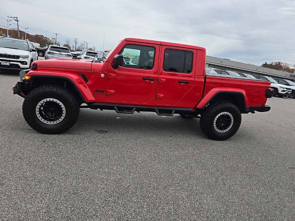 2021 Jeep Gladiator Overland photo 3