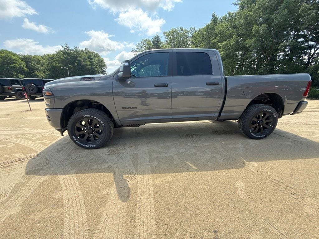 New 2026 Ram 2500 BIG HORN CREW CAB 4X4 6'4 BOX Pickup