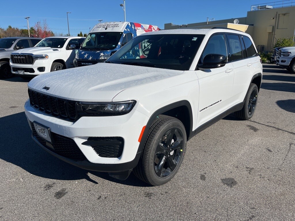 New 2025 Jeep Grand Cherokee ALTITUDE X 4X4 Sport Utility