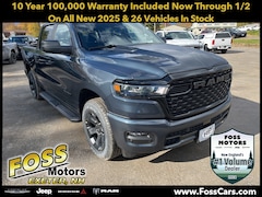 2025 Ram 1500 Tradesman Crew Cab 4x4 5'7 Box Pickup