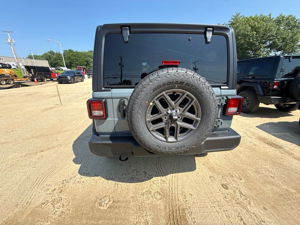 New 2026 Jeep Wrangler 4-DOOR SPORT S Sport Utility