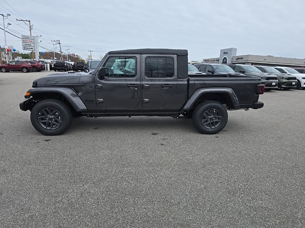 New 2026 Jeep Gladiator SPORT S 4X4 Pickup