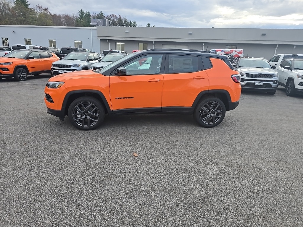 New 2026 Jeep Compass LIMITED ALTITUDE 4X4 Sport Utility