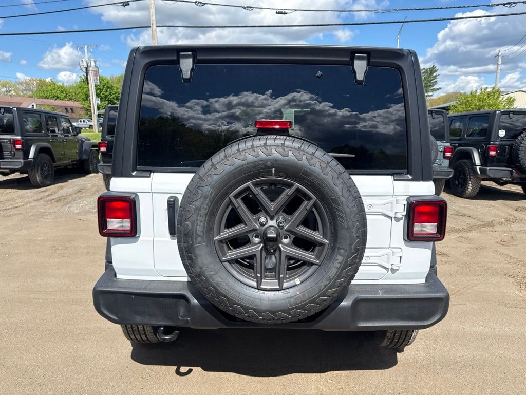 New 2026 Jeep Wrangler 4-DOOR SPORT S Sport Utility