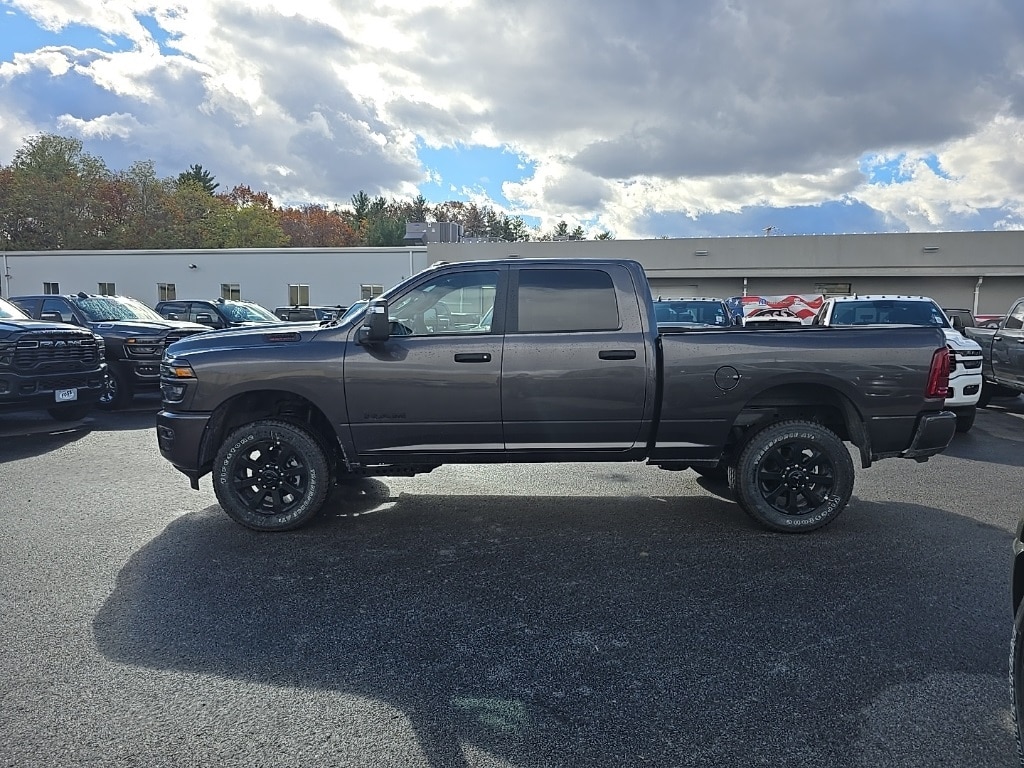 New 2026 Ram 2500 BIG HORN CREW CAB 4X4 6'4 BOX Pickup