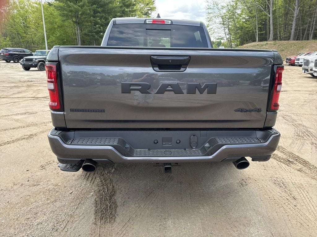 New 2026 Ram 1500 BIG HORN CREW CAB 4X4 5'7 BOX Pickup
