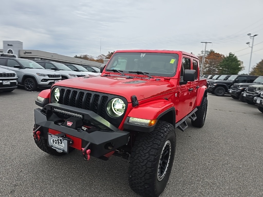 Used 2021 Jeep Gladiator Overland Truck