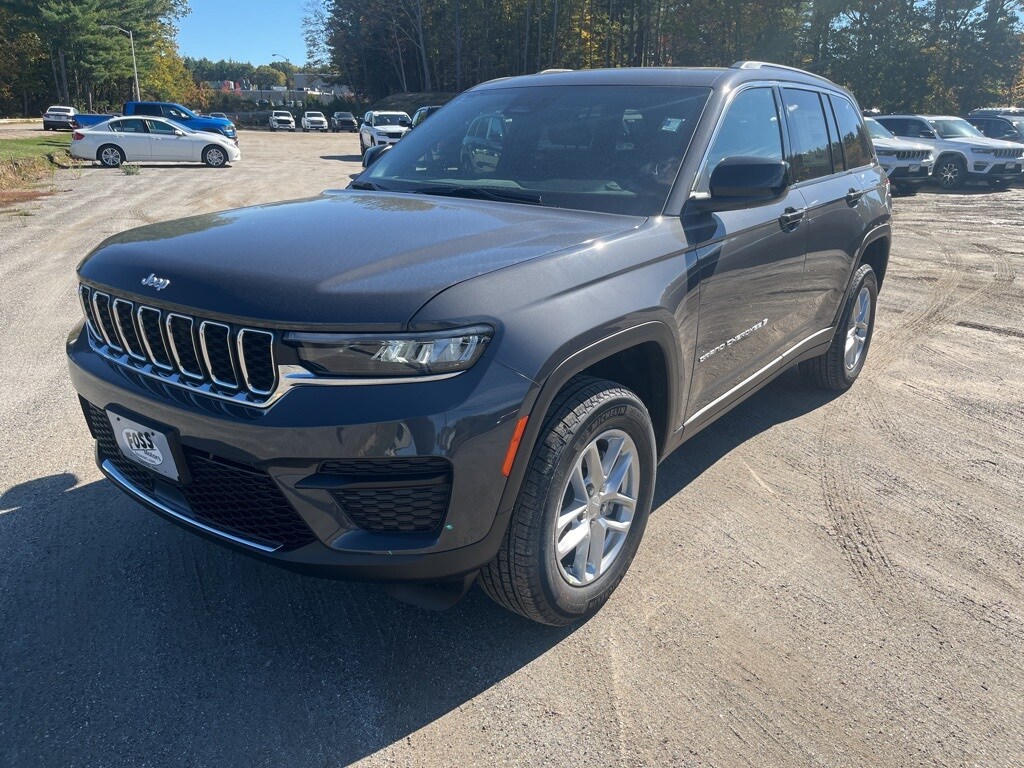 New 2025 Jeep Grand Cherokee LAREDO X 4X4 Sport Utility