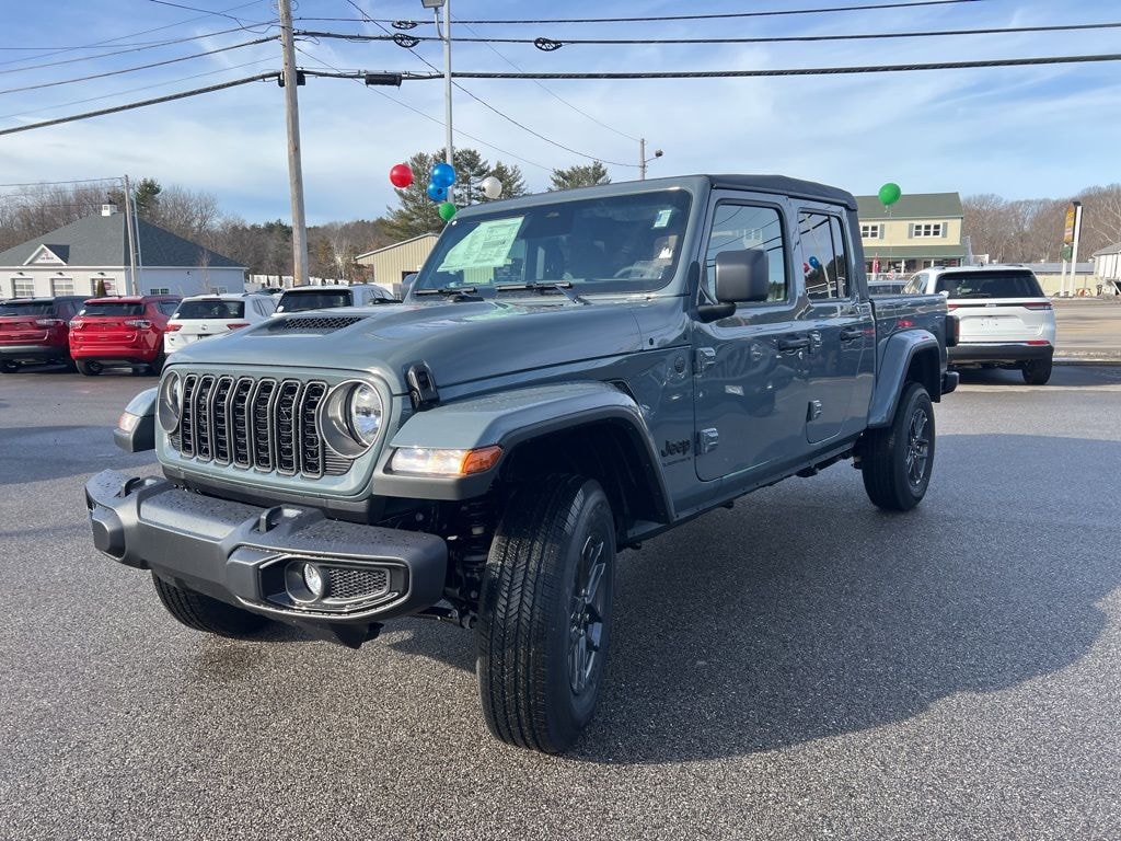 New 2026 Jeep Gladiator SPORT S 4X4 Pickup