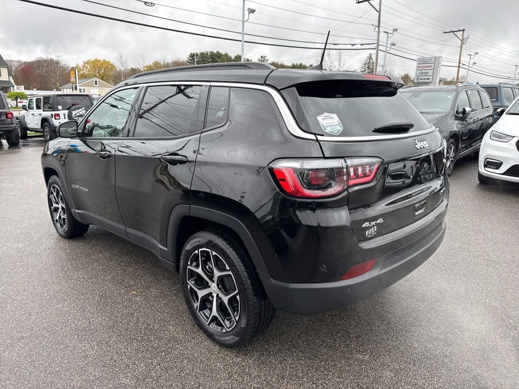 Used 2024 Jeep Compass Limited SUV