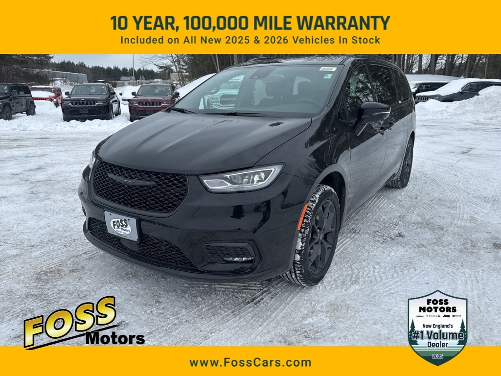 New 2026 Chrysler Pacifica SELECT AWD Passenger Van