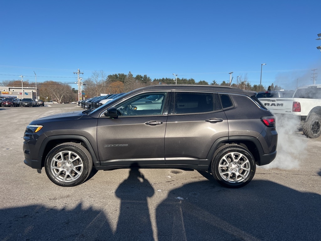 Certified 2022 Jeep Compass Latitude Lux SUV