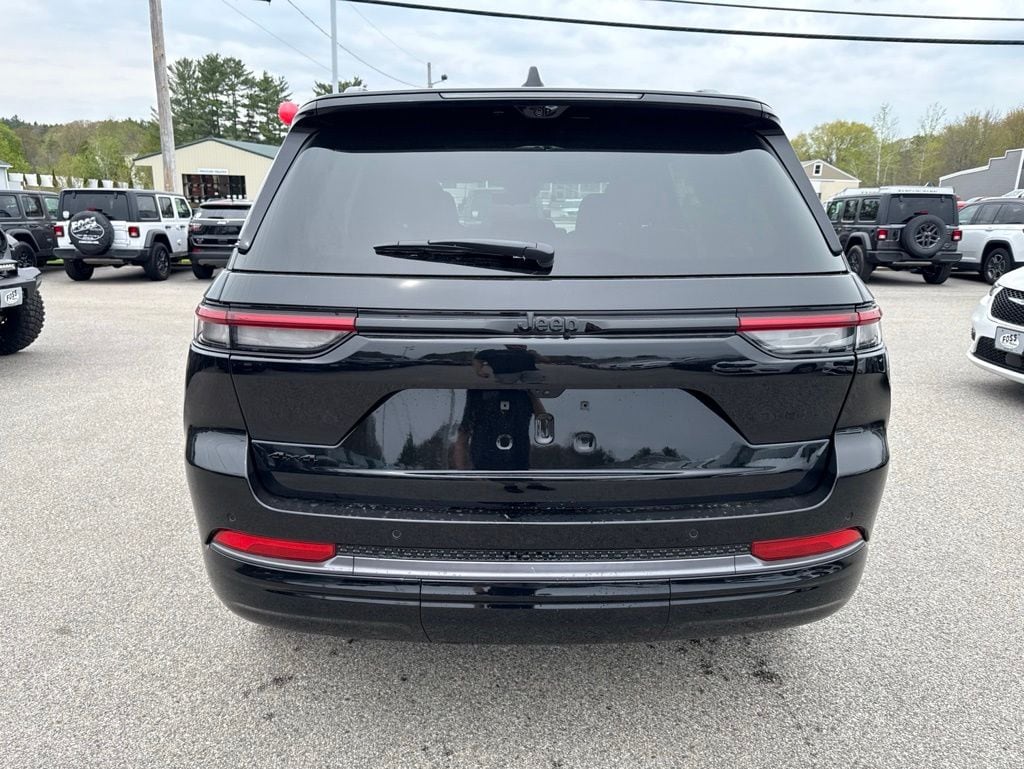 New 2026 Jeep Grand Cherokee LIMITED RESERVE 4X4 Sport Utility