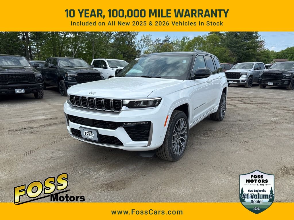 2026 Jeep Grand Cherokee Summit 4x4's photo