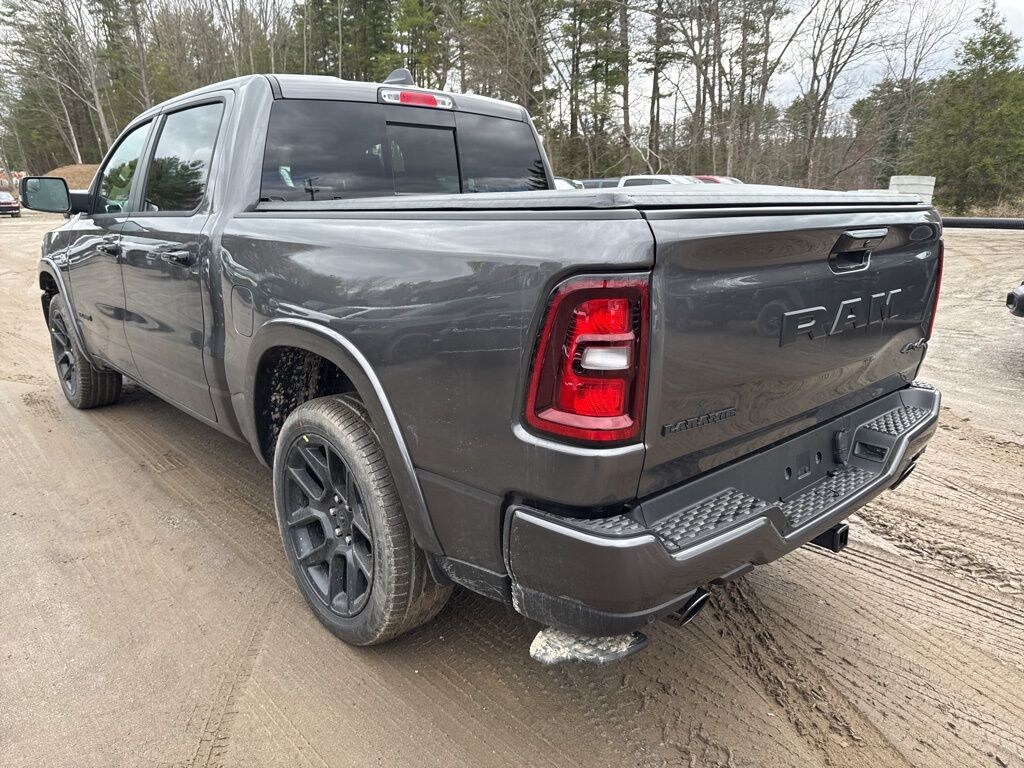 New 2026 Ram 1500 LARAMIE CREW CAB 4X4 5'7 BOX Pickup