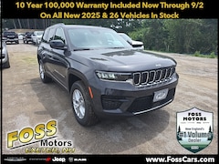 New 2025 Jeep Grand Cherokee LAREDO X 4X4 Sport Utility in Exeter, NH