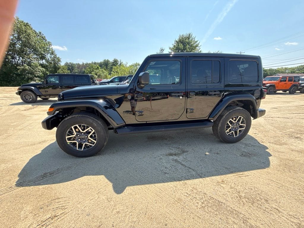 New 2026 Jeep Wrangler 4-DOOR SAHARA Sport Utility