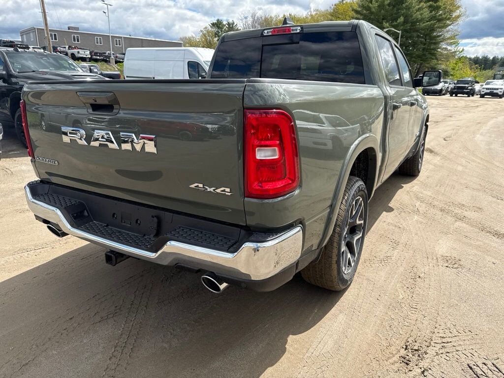 New 2026 Ram 1500 LARAMIE CREW CAB 4X4 5'7 BOX Pickup