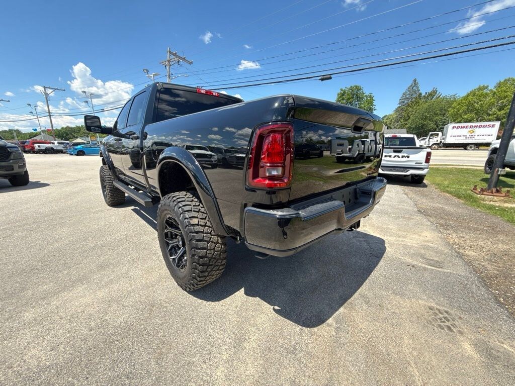 New 2025 Ram 2500 Big Horn Crew Cab 4x4 6'4 Box Pickup