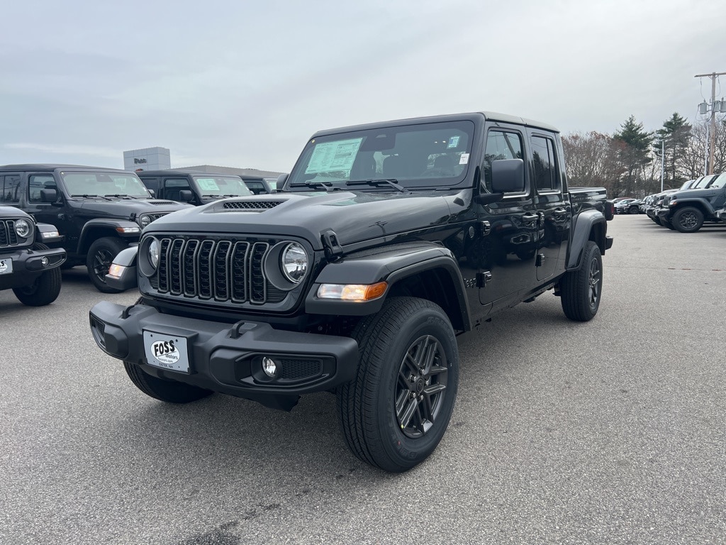 New 2026 Jeep Gladiator SPORT S 4X4 Pickup