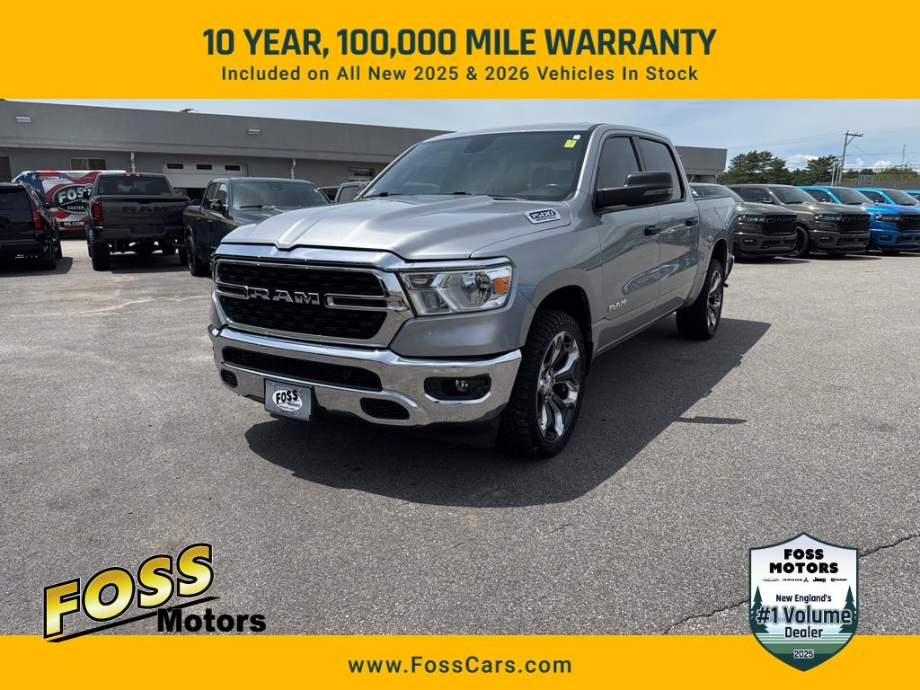 2023 RAM 1500 Big Horn/Lone Star 4x4 Crew Cab 5'7's photo