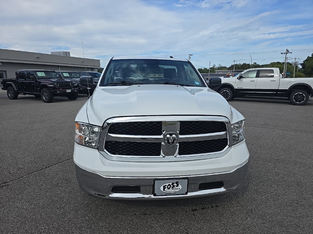 2023 Ram 1500 Classic Tradesman photo 2
