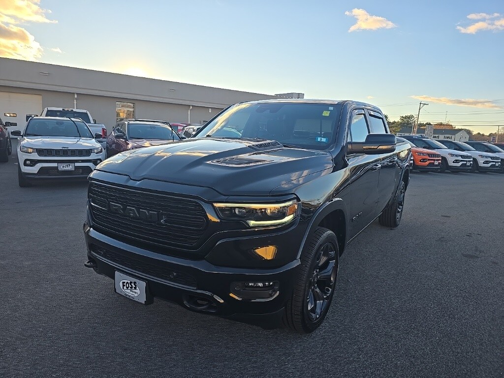 2023 Ram 1500 Limited photo 2