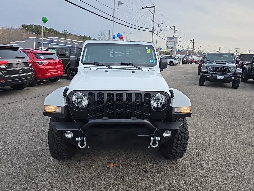 Certified 2023 Jeep Gladiator Willys Truck