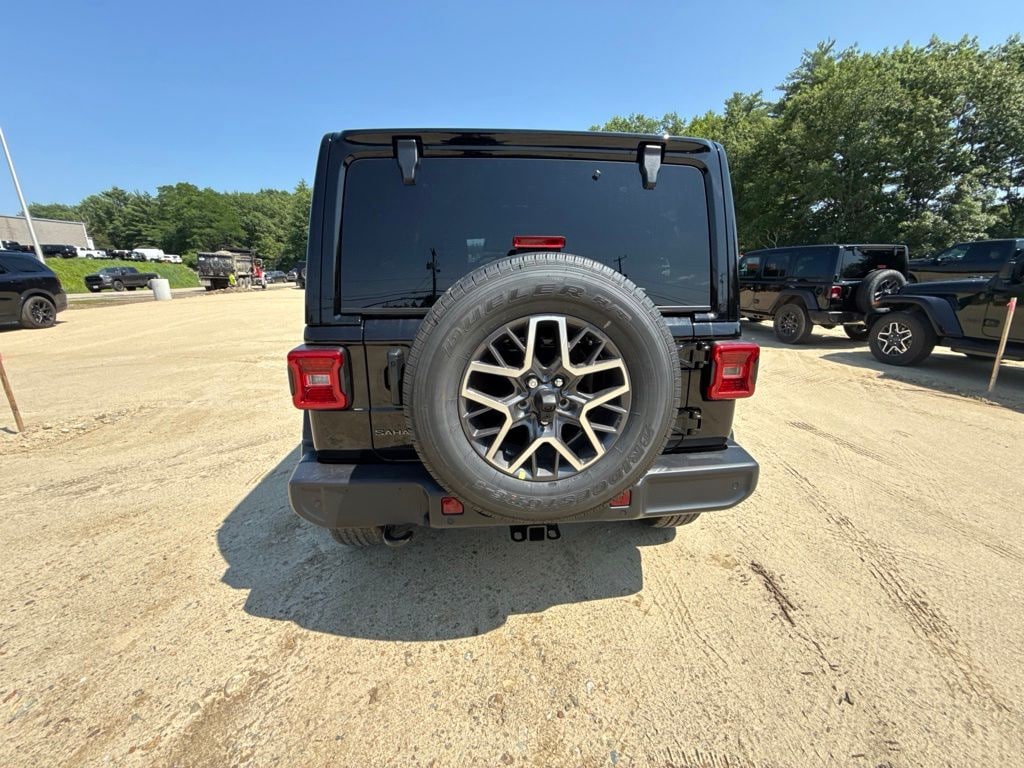 New 2026 Jeep Wrangler 4-DOOR SAHARA Sport Utility